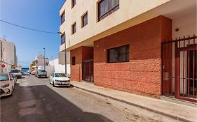 Cozy Apartment In Puerto Del Rosario With Kitchen